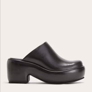 Everlane The Puffa Clog